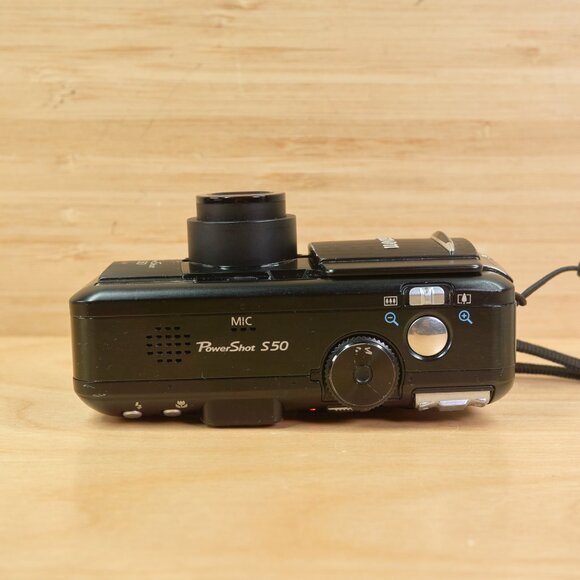 Vintage Canon PowerShot S50 5MP Digital Camera w/ 3x Optical Zoom, Made in Japan - Picture 9 of 11